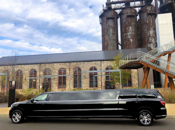 Bella Luxury Limo Stretch SUVs Bella Luxury Limousine