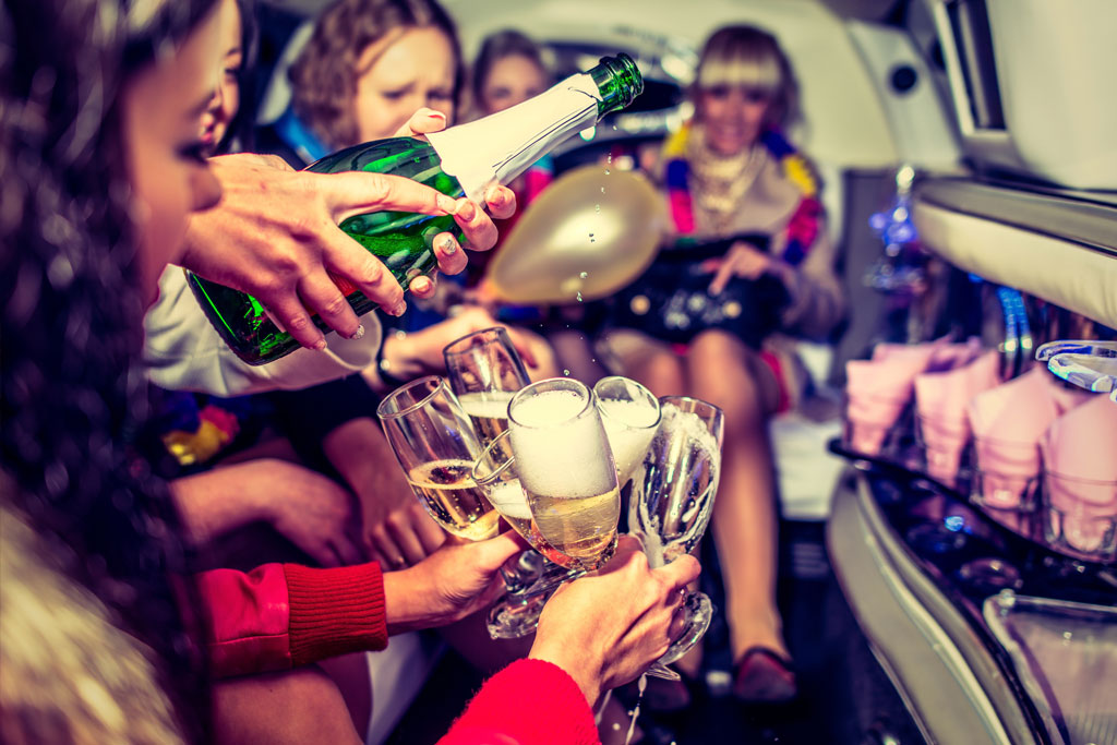 The Bella Luxury Limo Experience Bella Luxury Limousine